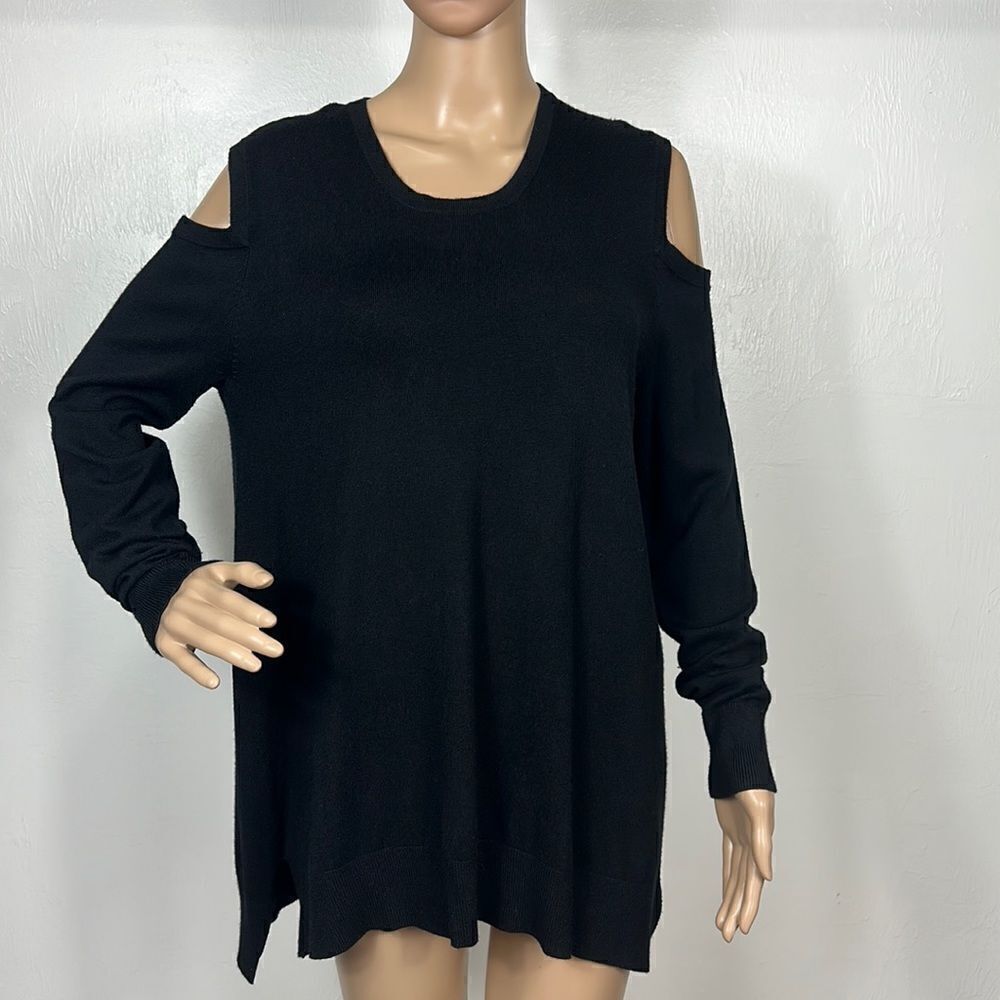 ❤️Last Chance Alcee Black Long Sleeve Cold Shoulder Hi-Low Tunic Top Size M